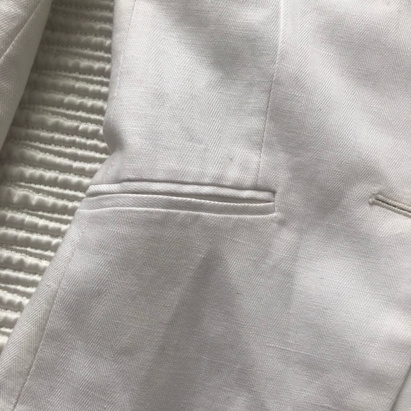 White Blazer with Black Detailing - Picture 3 of 9